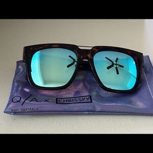 QUAY SUNGLASSES